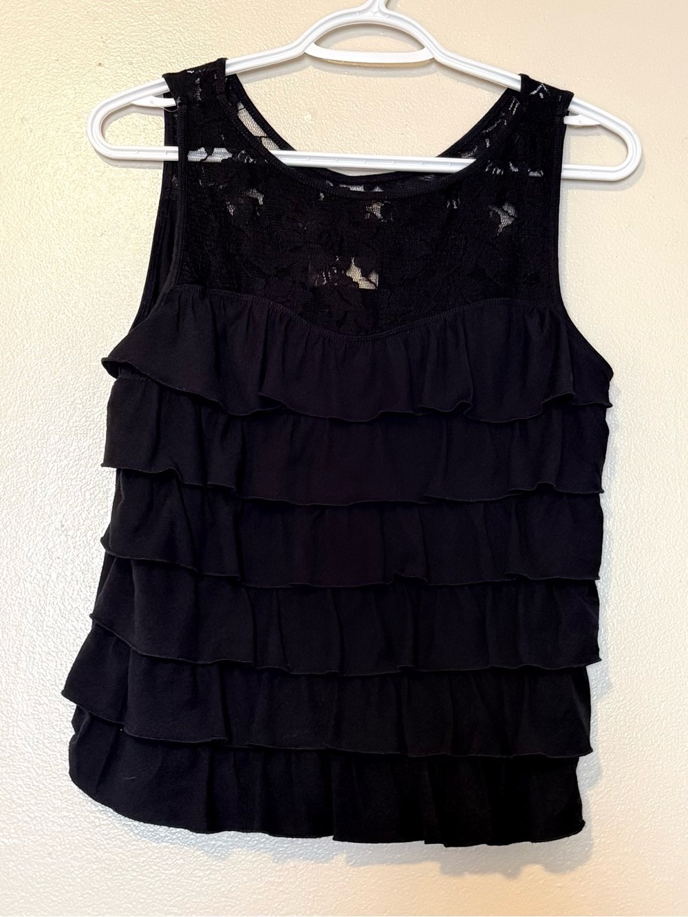 Hollister Ruffle Lace Tank Top - Women